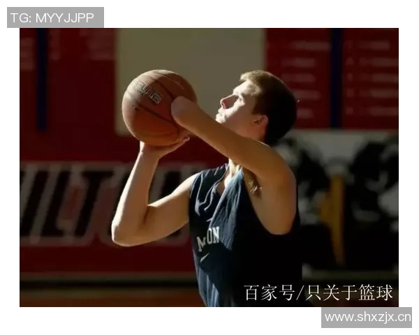 体育传奇人物的崛起与奋斗历程揭秘：从球场到人生巅峰的精彩故事